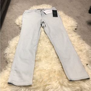 NWT Athleta Sculptek Skinny Crop Jean Glacier Wash
